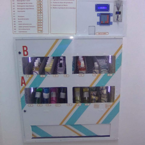 Maquina vending botellines